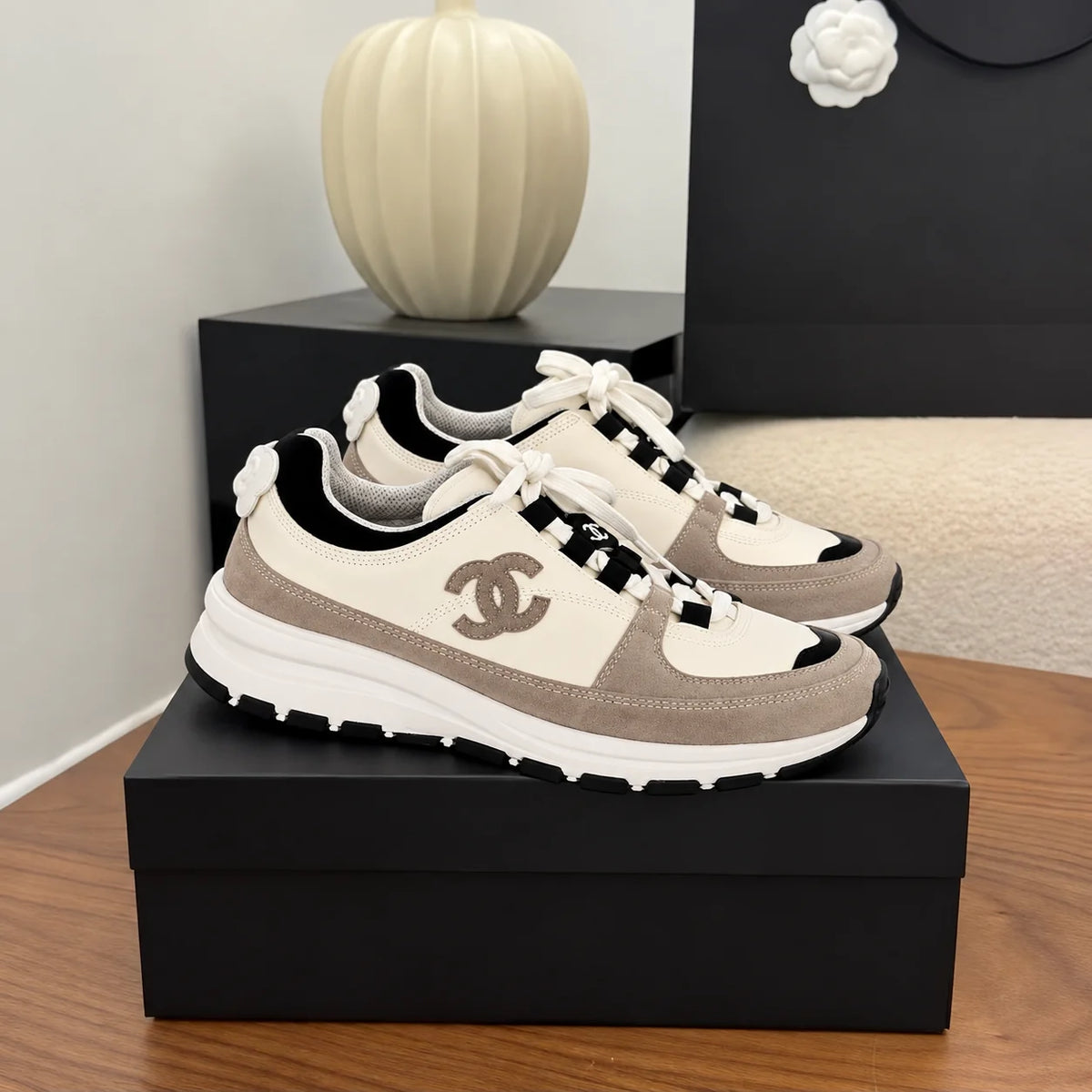 CC Sneakers v2